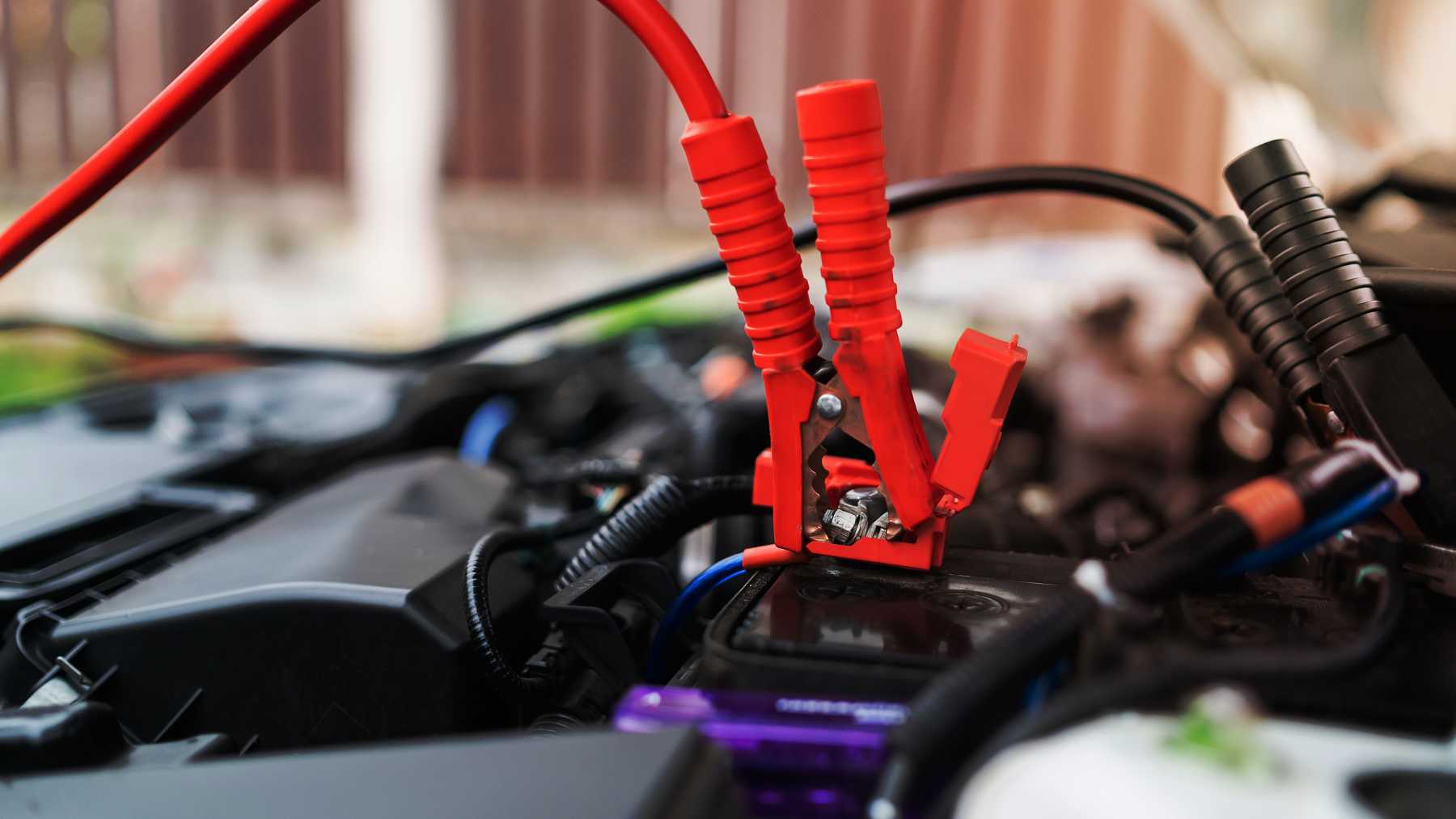 Car Battery Replacement in Dubai